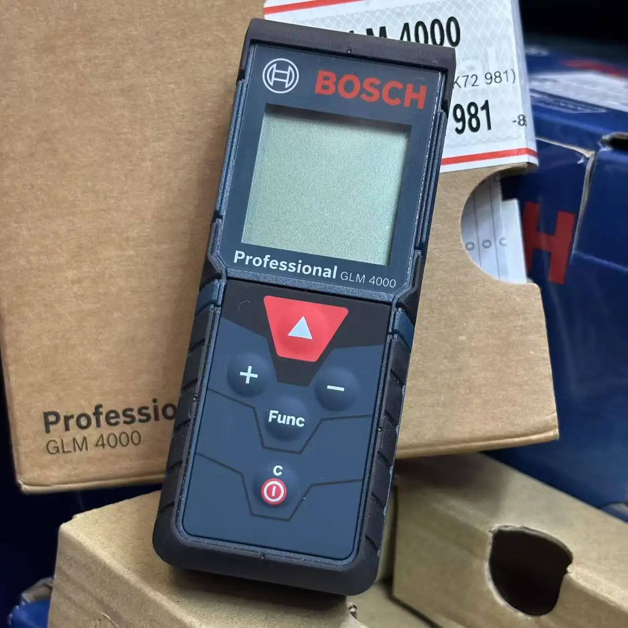 ボッシュ GLM 4000 レーザー距離計 デジタルメジャー - Test Instruments のレビューと価格