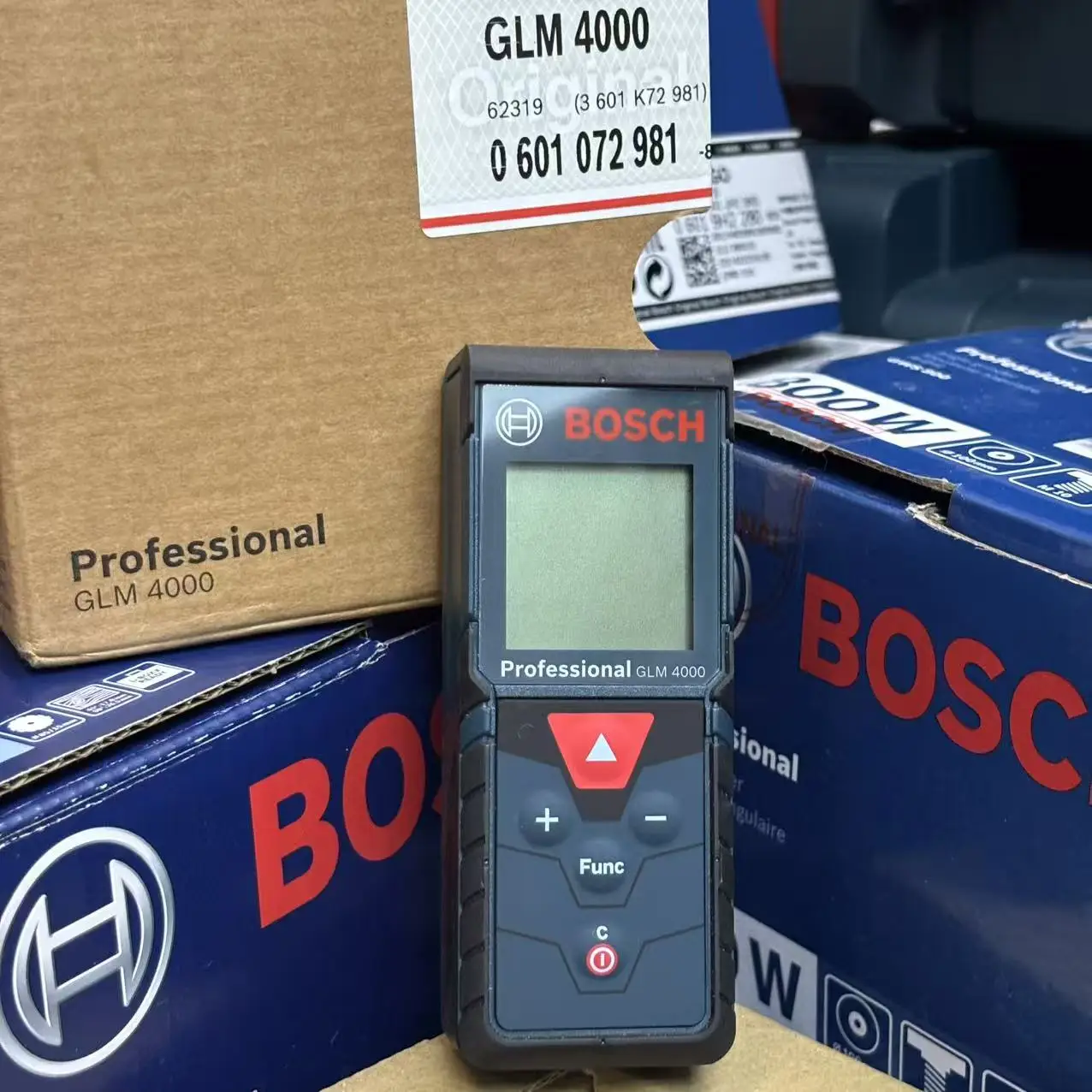 ボッシュ GLM 4000 レーザー距離計 デジタルメジャー - Test Instruments のレビューと価格